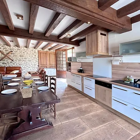 Prive, Foret, Calme Absolu Dans Un Confort Saint-Estephe (Dordogne)