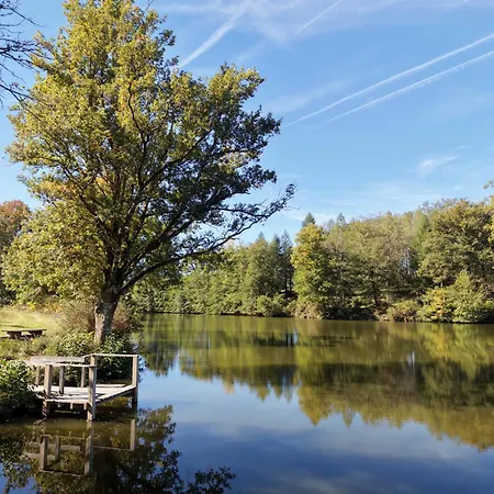 Prive, Foret, Calme Absolu Dans Un Confort Saint-Estephe (Dordogne)