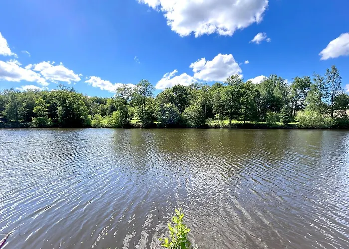 Prive, Foret, Calme Absolu Dans Un Confort Saint-Estephe (Dordogne)